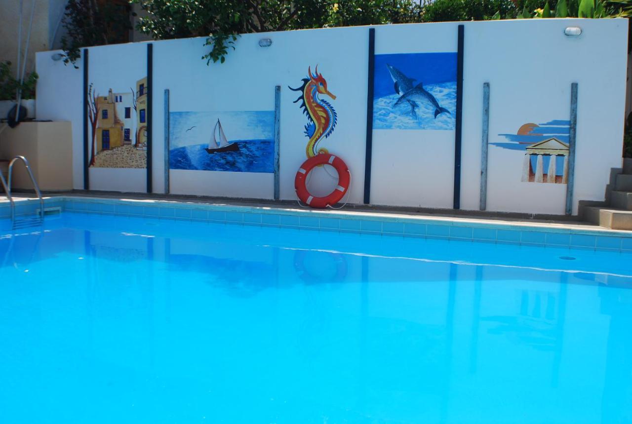 Super Economy Short Distance From The Agia Pelagia (Crete)